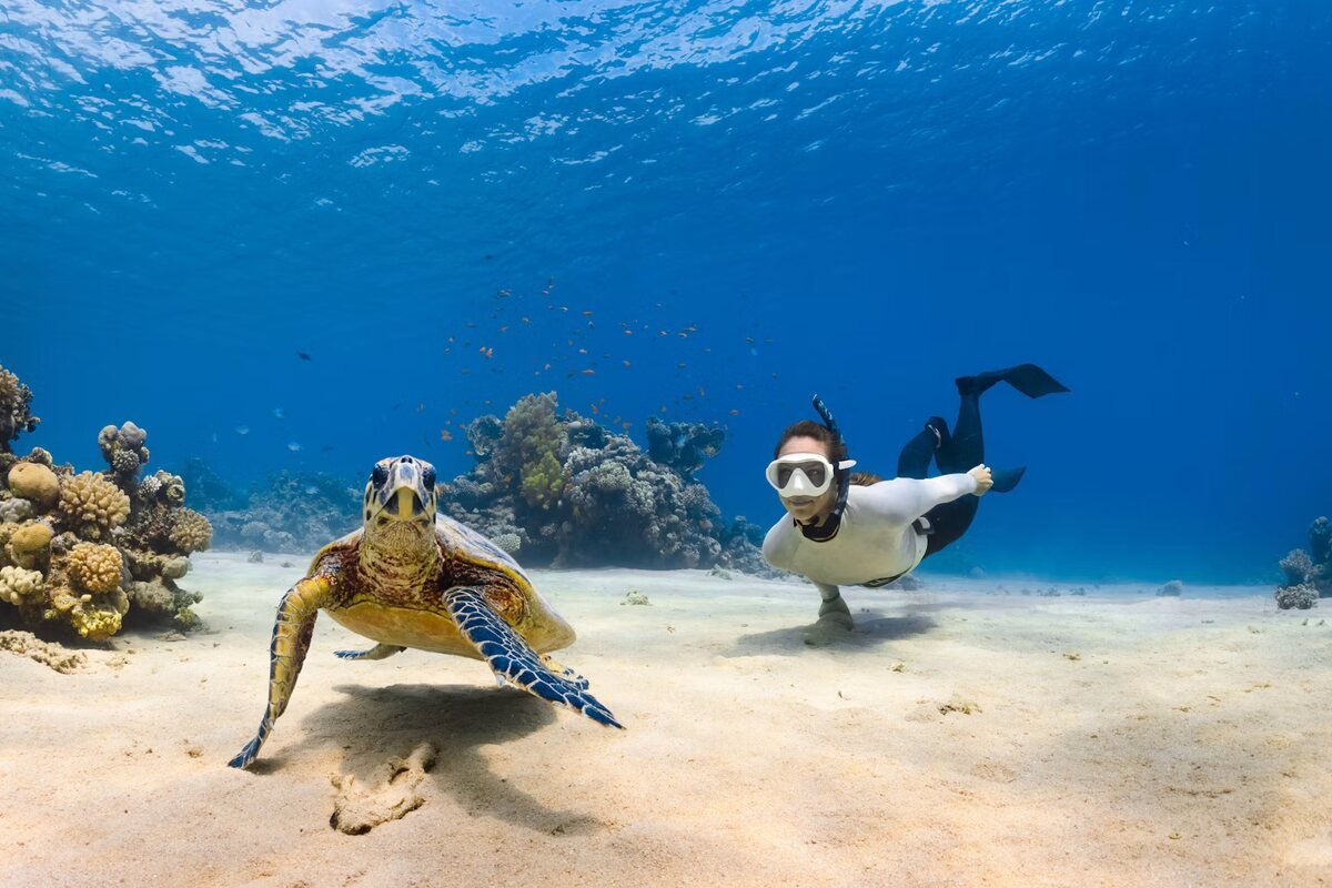 Snorkeling Mantigue Island